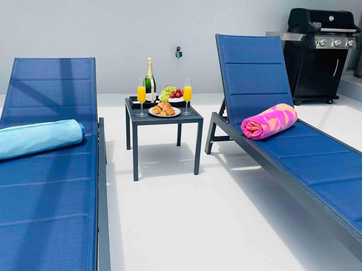 Endless Summer Retreat Jacuzzi 3Kingbed Airhockey Cape Coral Eksteriør bilde
